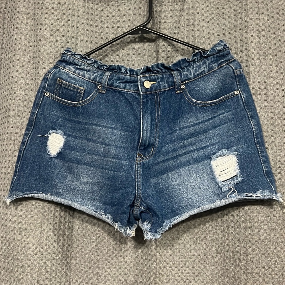 💙*JEANS* Shorts, Size M , 100% Cotton